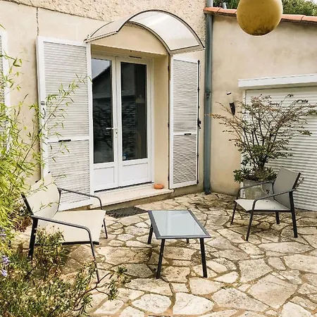 Au Nimes